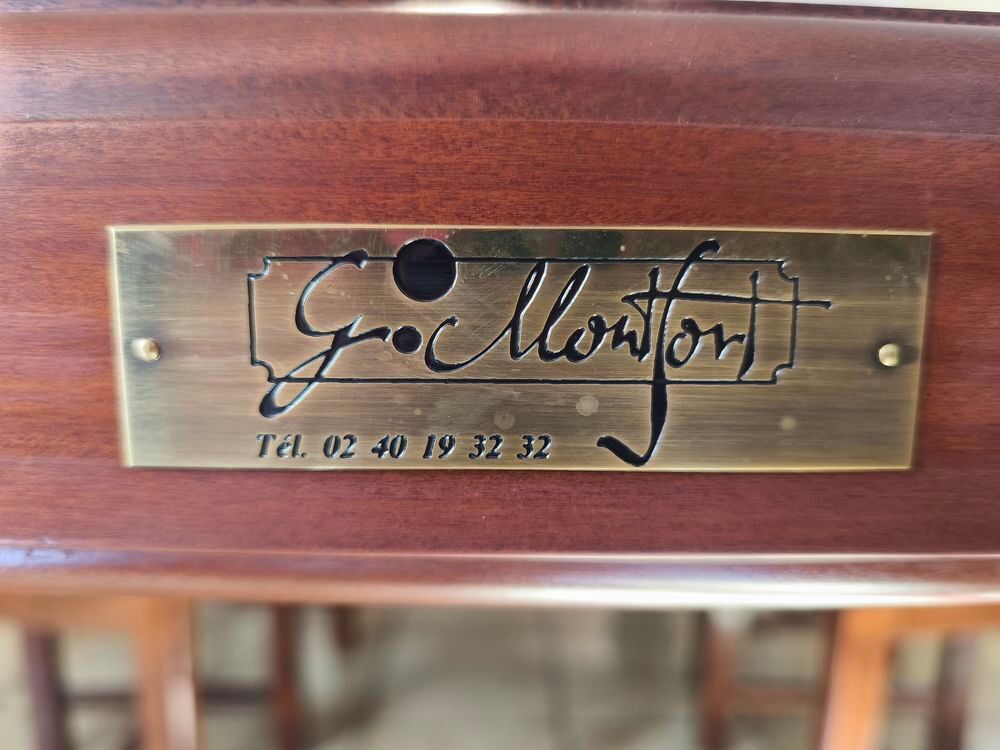 TABLE - BILLARD et 4 chaises Meubles