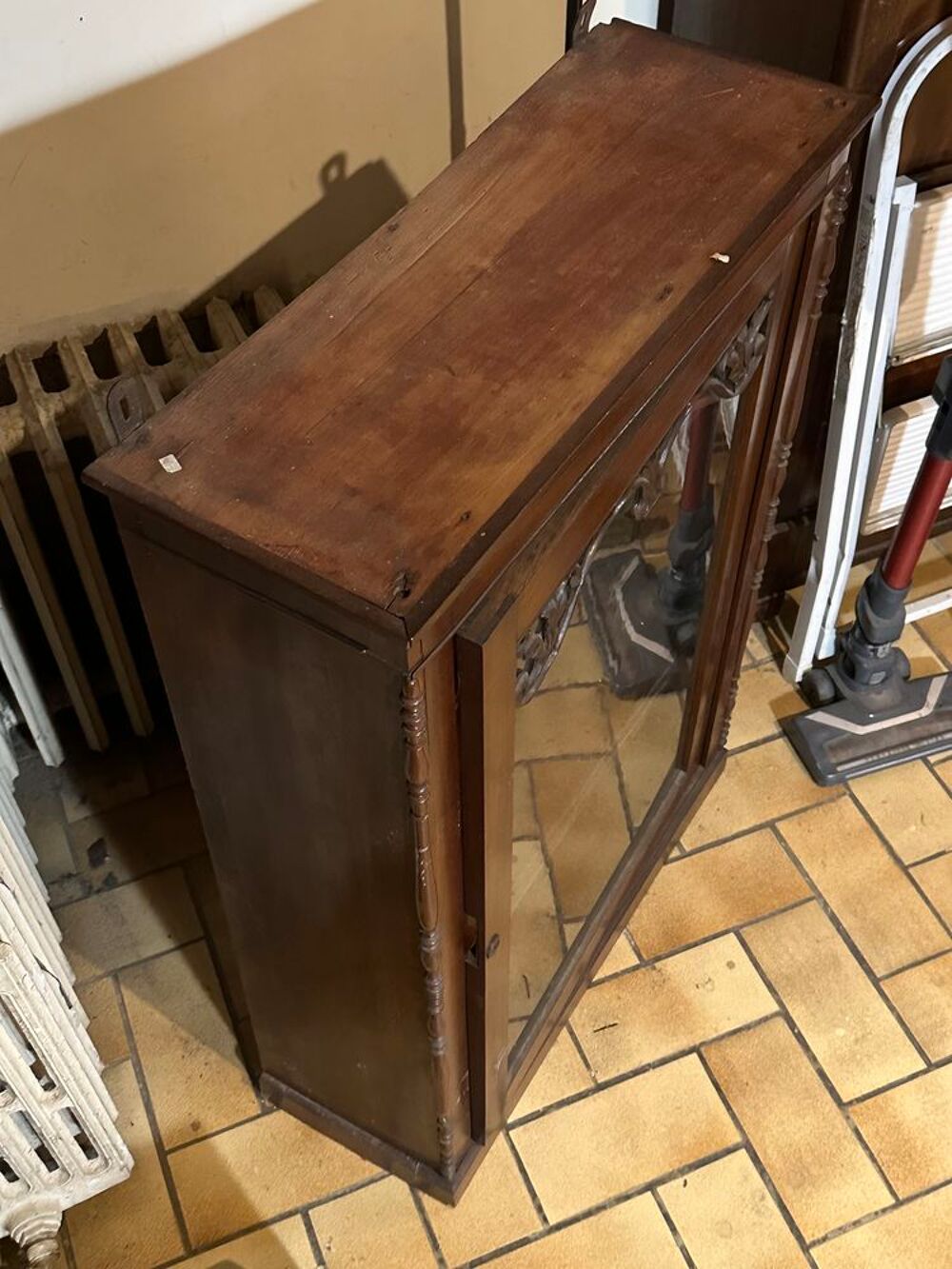 vitrine acajou style Louis Philippe Meubles