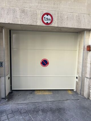 Location Parking/Garage Emplacement de parking Paris 7e (Grenelle / Gros Cailloux) Paris 7