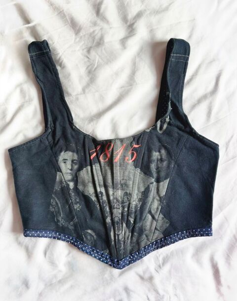 Top corset arty vintage retravaill� pi�ce unique 13 Arras (62)