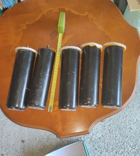 5 Pieds de lit 10 Azay-le-Rideau (37)