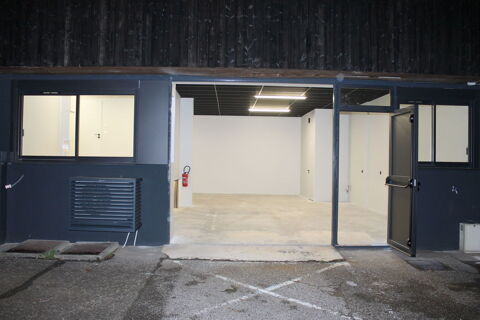  Atelier  louer 1 pice 100 m