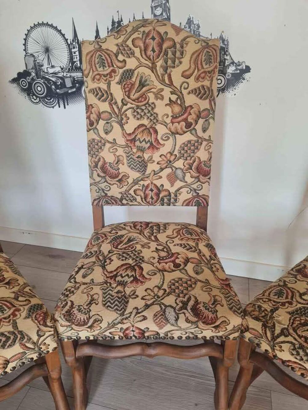 Chaise recouvert de tapisserie, style Louis XIV Meubles