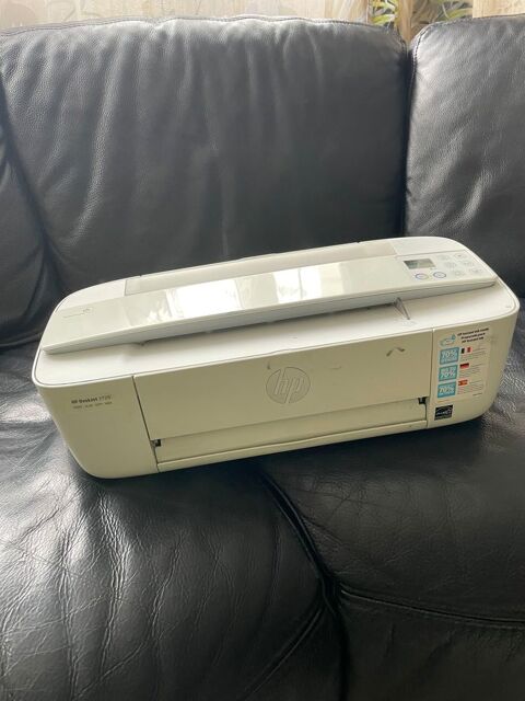 IMPRIMANTE HP DESKJET 3720  A  VENDRE 50 Les Clayes-sous-Bois (78)