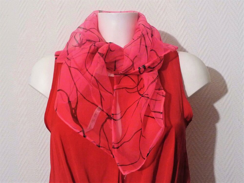 Foulard Carr&eacute; 75*75cm Rose Fuchsia- Nulle Part Ailleurs Vêtements