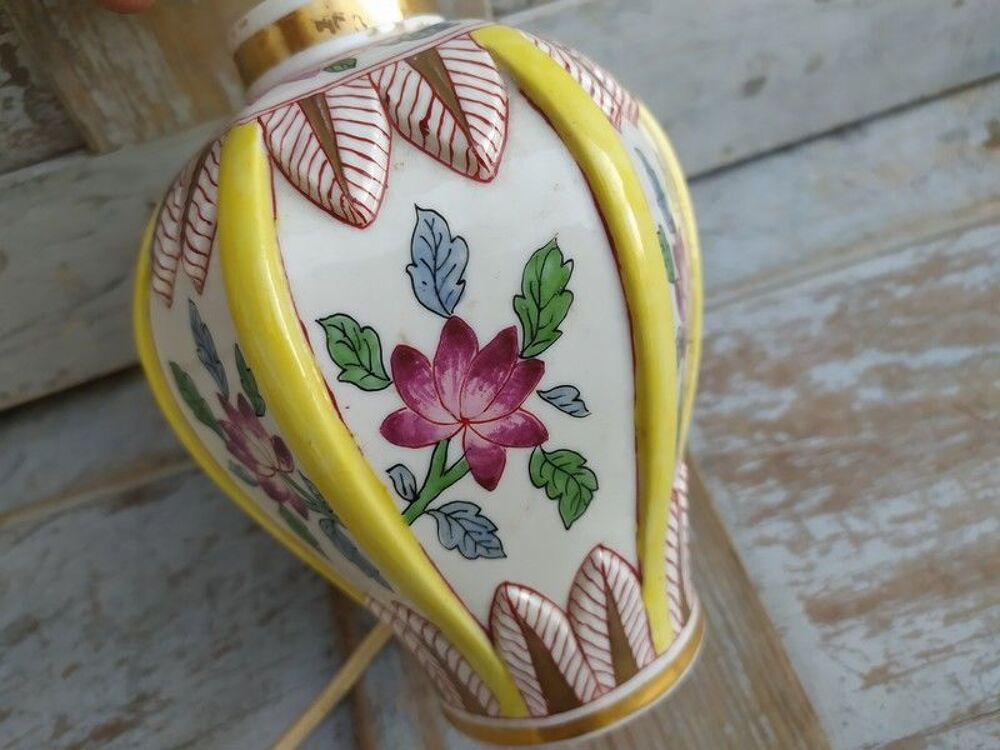Pied de Lampe Porcelaine de Meissen D&eacute;cor de Fleurs Décoration