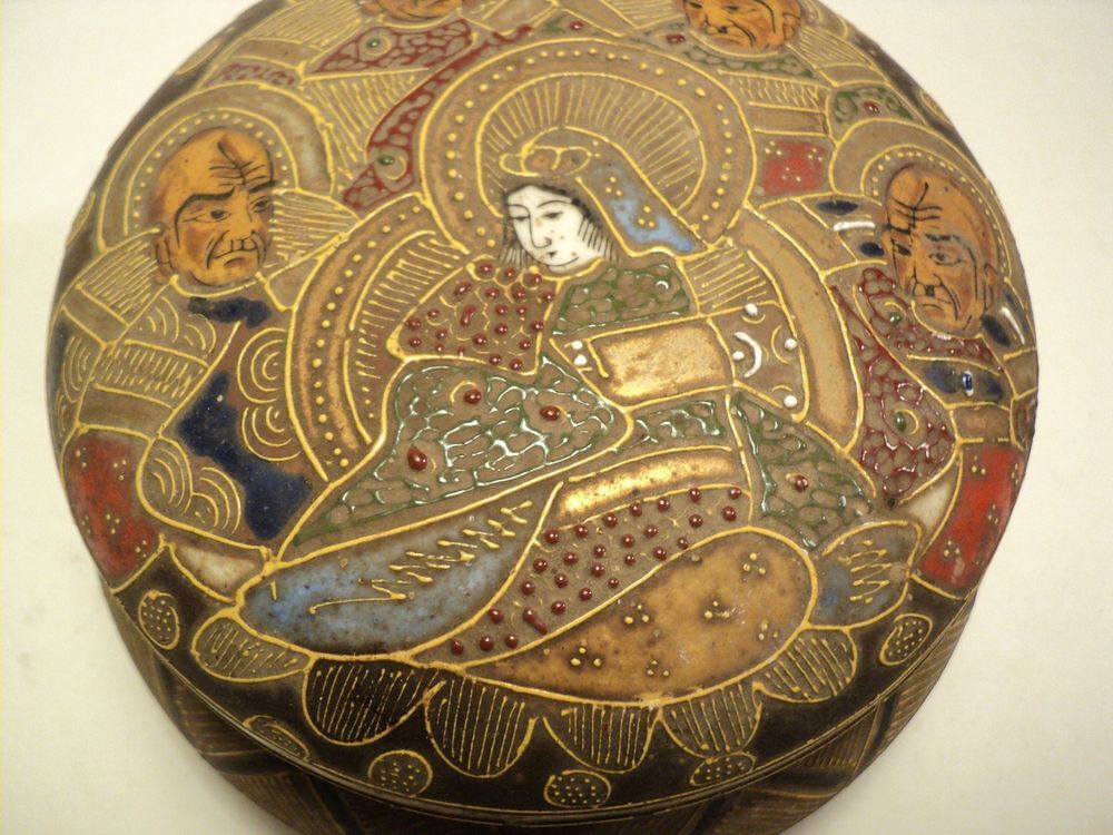 Ancienne Boite Fa&iuml;ence de Satsuma Japon Décoration