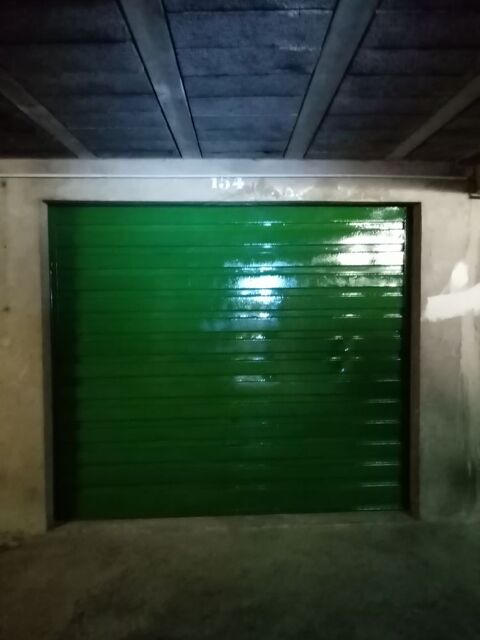  Parking / Garage  louer 14 m