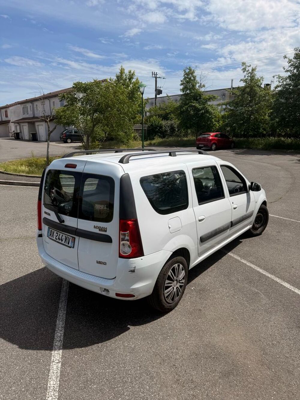 Logan MCV dCi 85 eco2 5 places Ambiance 2010 occasion 31000 Toulouse