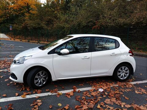 Peugeot 208 1.2 VTi 82ch BVM5 Active 2015 occasion Houilles 78800