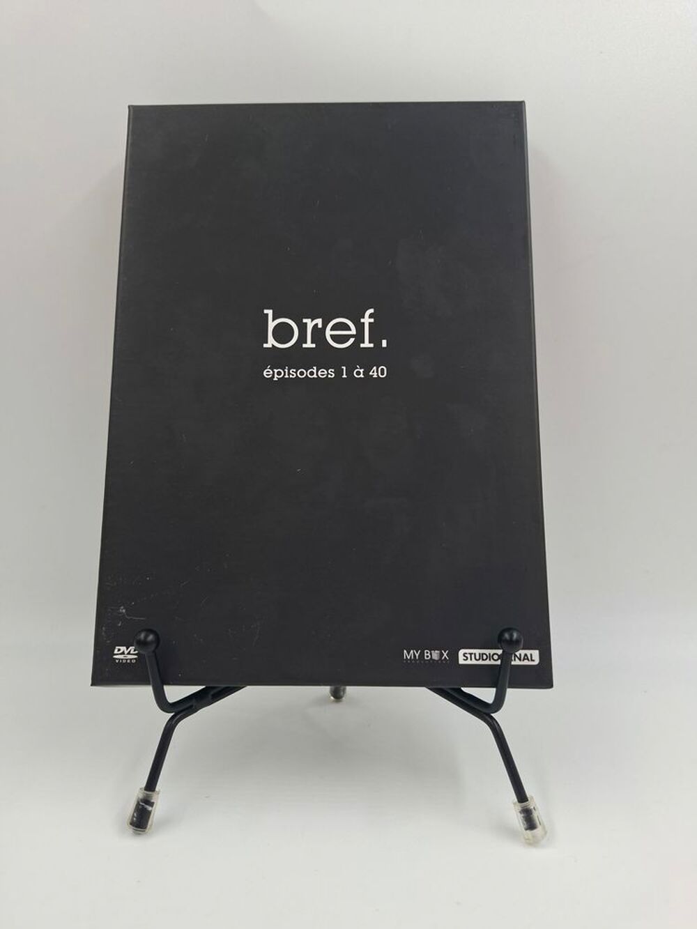 DVD Bref. &Eacute;pisodes 1 &agrave; 40 avec boite DVD et blu-ray