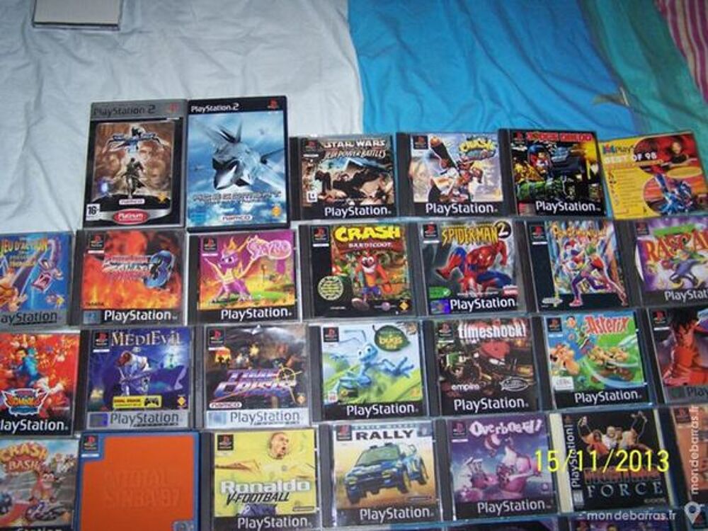 LOT DE JEUX PS1/PS2 Consoles et jeux vidéos