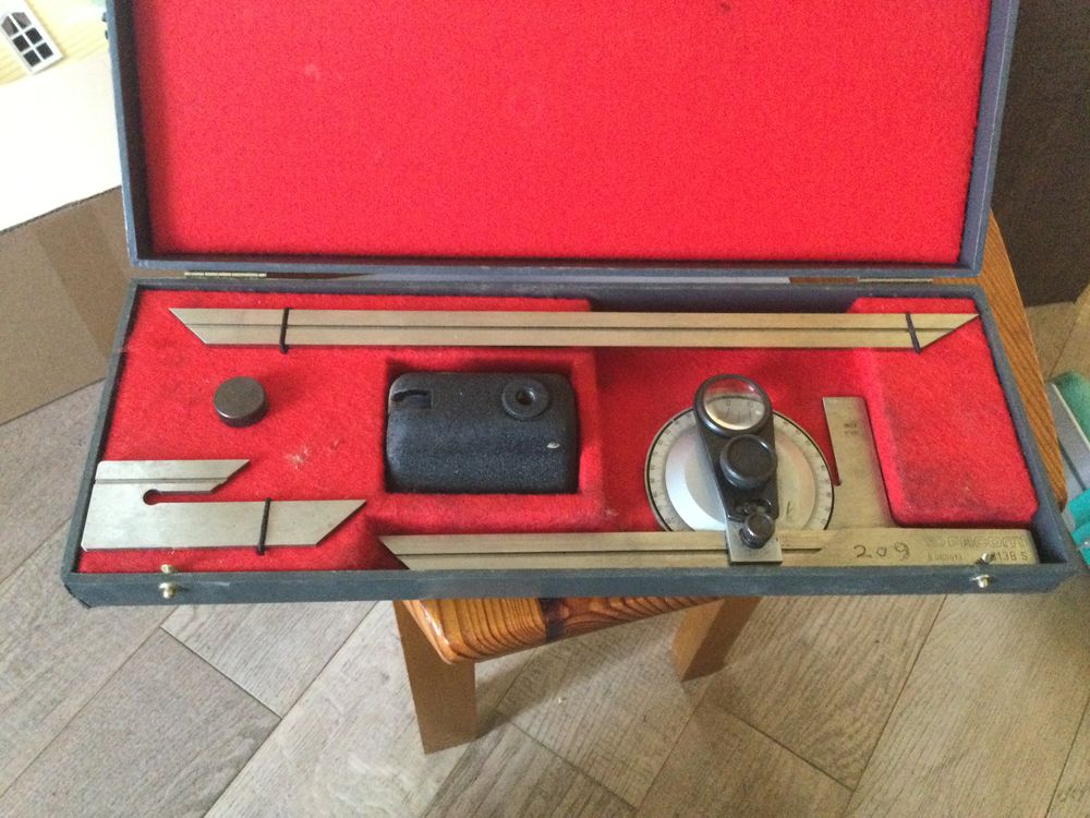 &Eacute;querre de pr&eacute;cision Bricolage