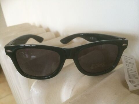 Lunettes de soleil 10 Nimes (30)