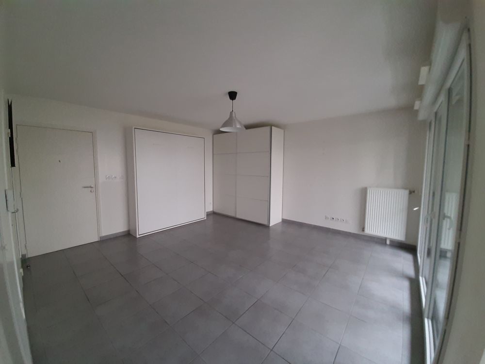Vente Appartement Vénissieux Centre ? Appartement T1 de 34 m² avec garage Vénissieux
