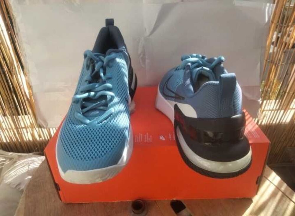Basket Nike air max alpha trainer 6 taille "45" Chaussures