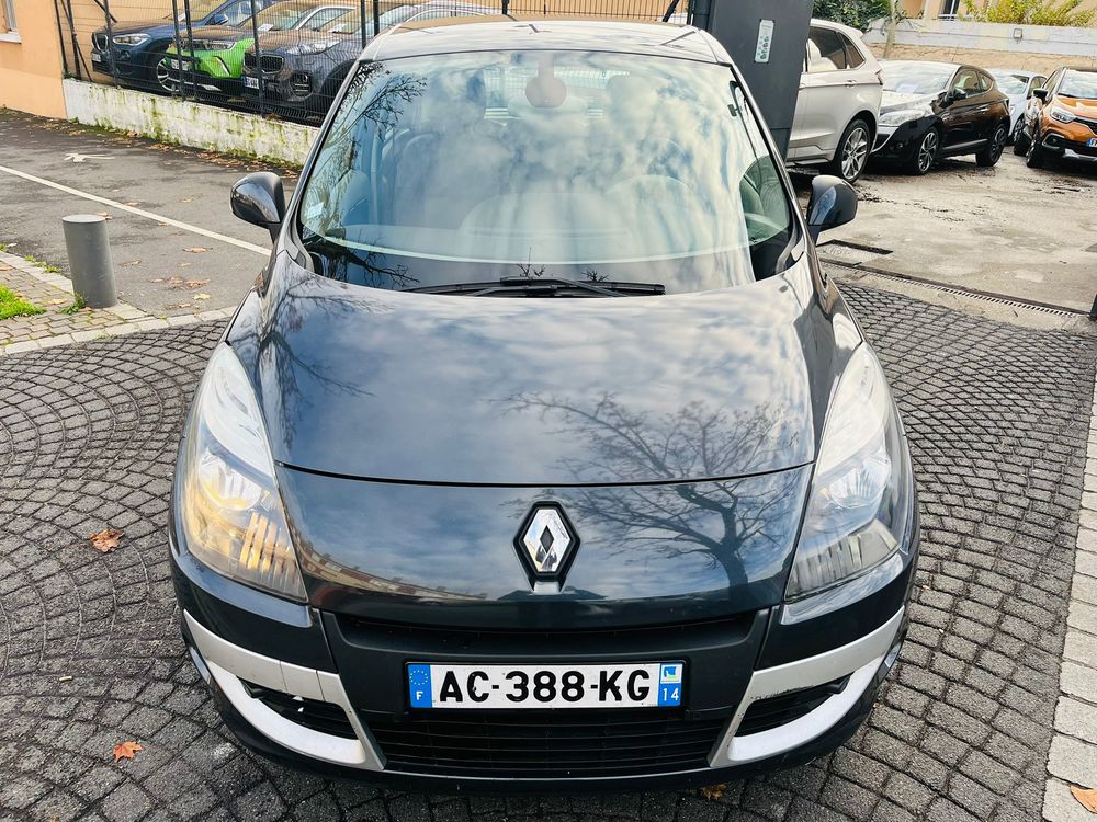 Sc&eacute;nic III Scenic III dCi 130 FAP Privil&egrave;ge Euro 5 2009 occasion 78800 Houilles