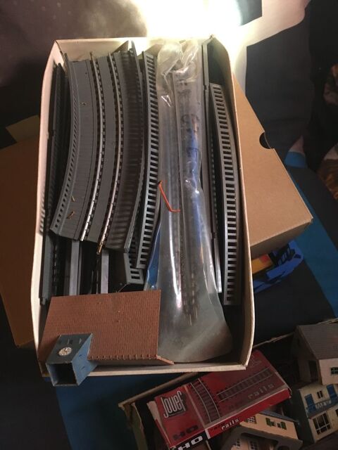 lot train lectrique locomotives wagons 0 Le Castellet (83)