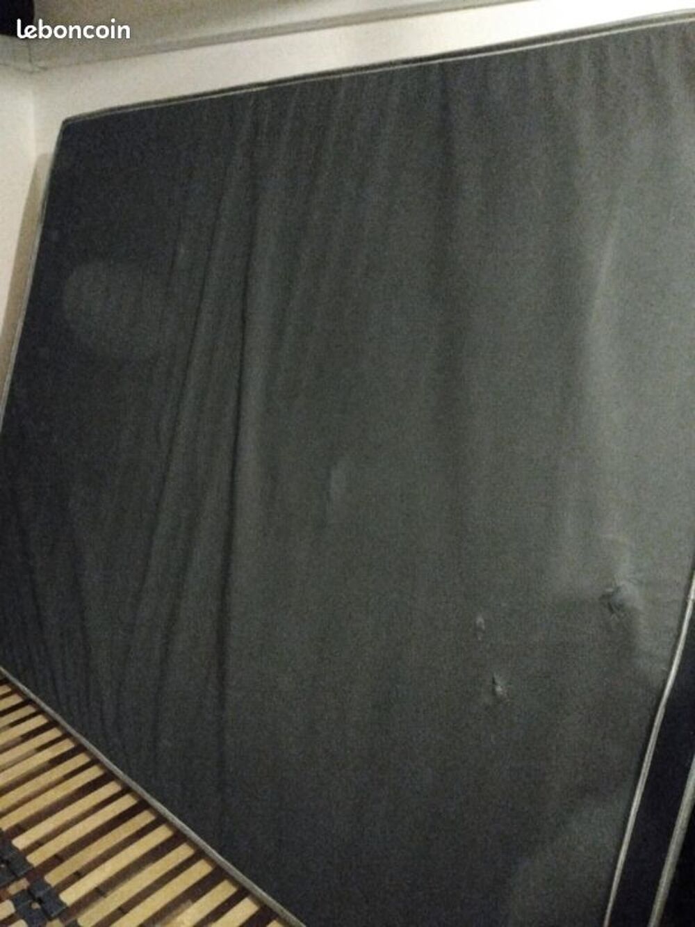 MATELAS + SOMMIER Meubles