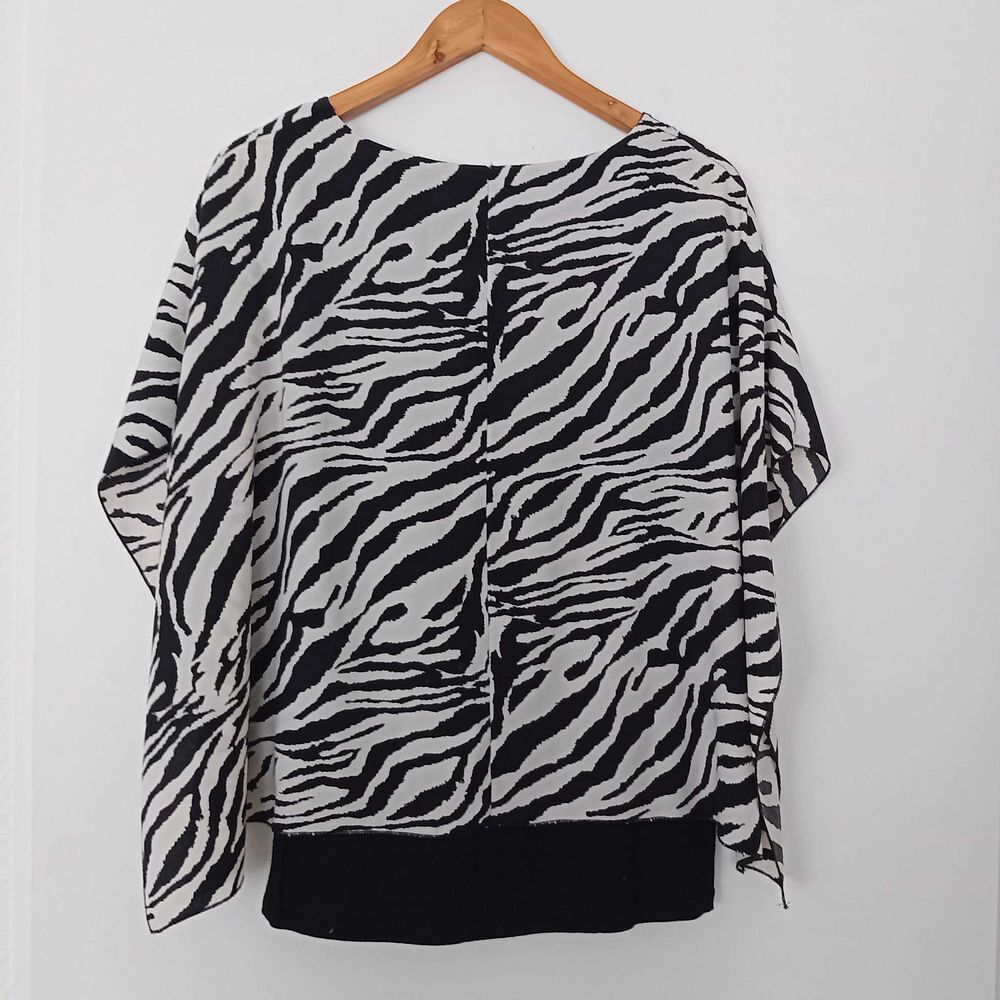 chemise noir et blanc Vêtements