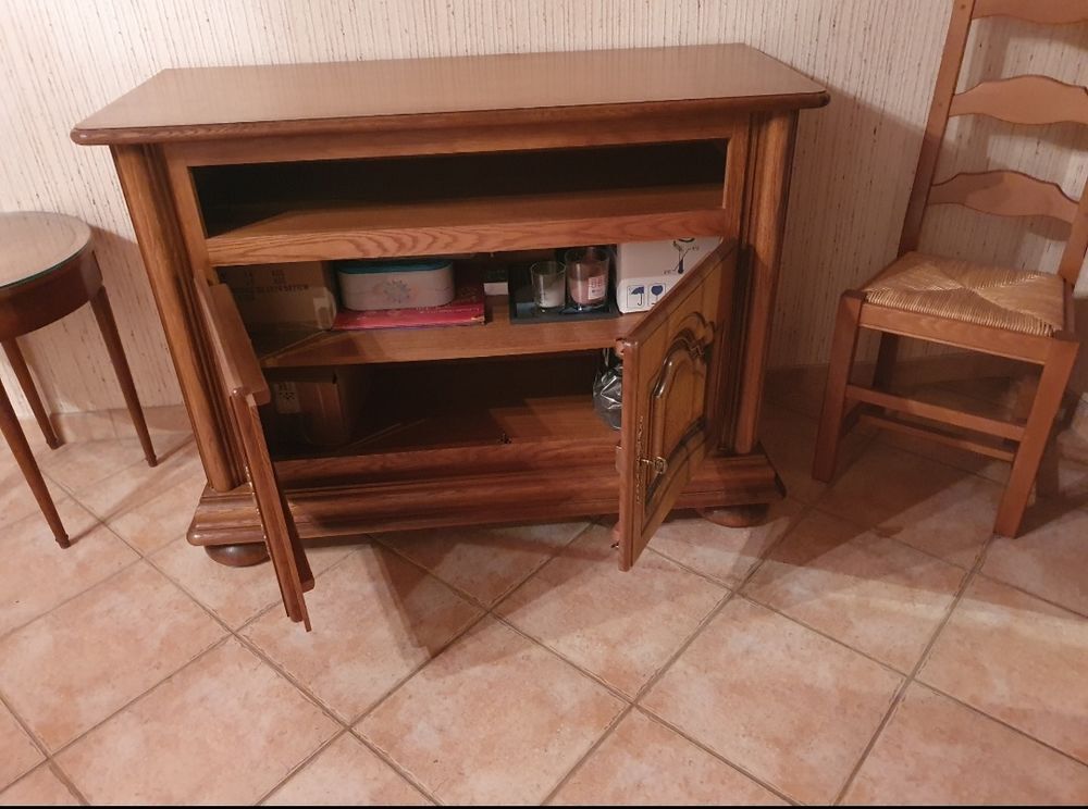 Meuble de t&eacute;l&eacute; Meubles