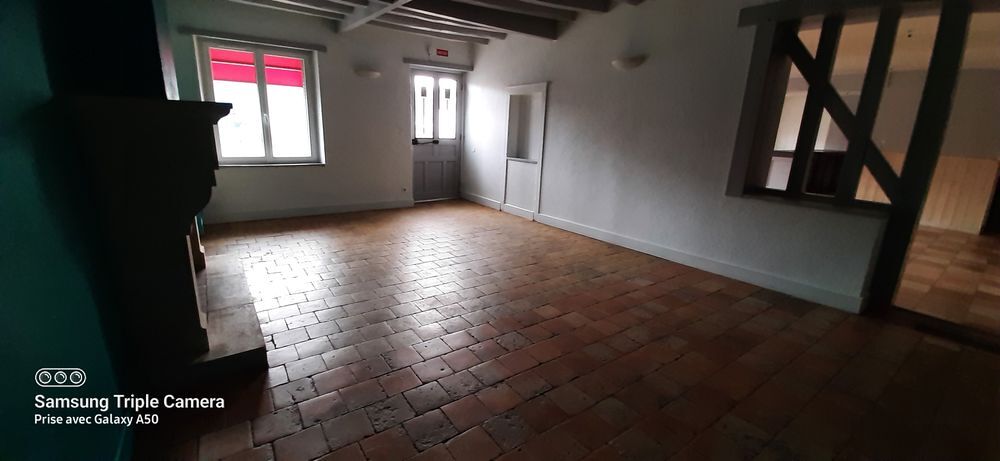 Vente Immeuble batiment anciennement à usage de restaurant Margon