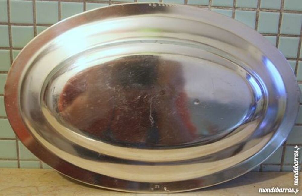 Plat m&eacute;tal argent 30 x 19 cm Cuisine