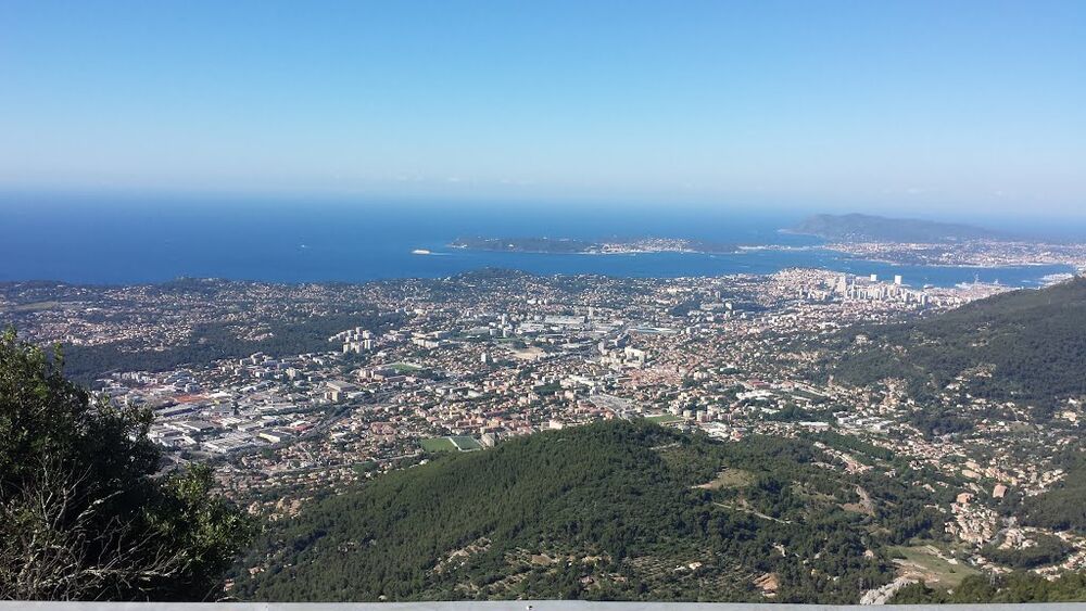 Vente Terrain Terrain boisé de 43816 M2 La valette-du-var