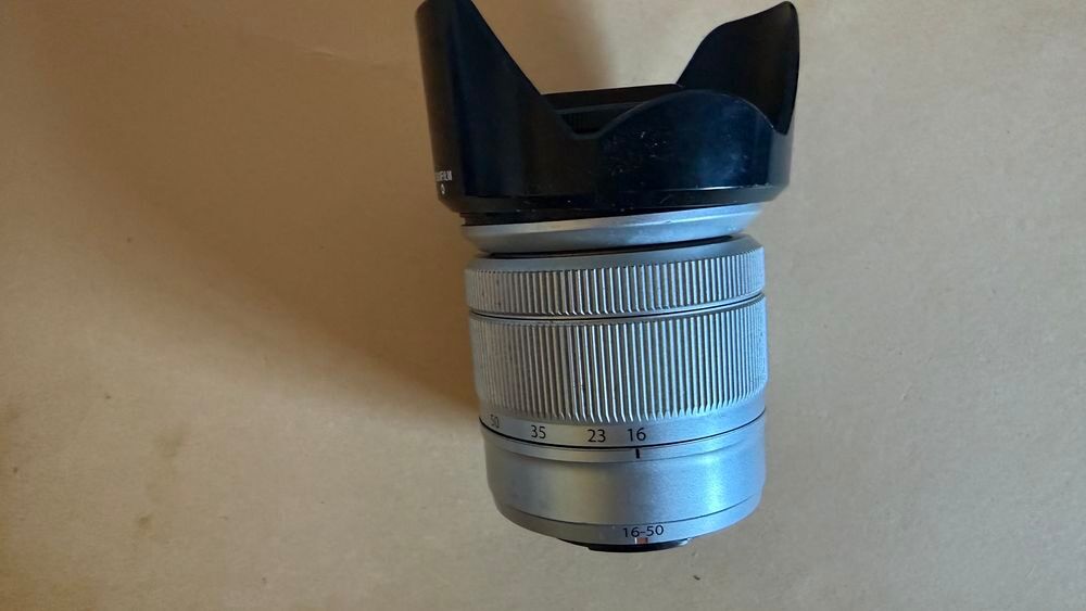Fuji X-A2 + 2 objectifs Photos/Video/TV