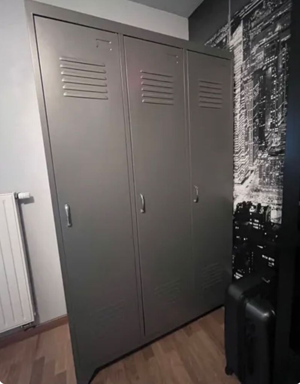 Dressing style industriel 3 portes Meubles