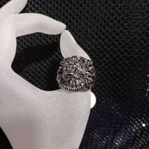 Montre lion pion clearance