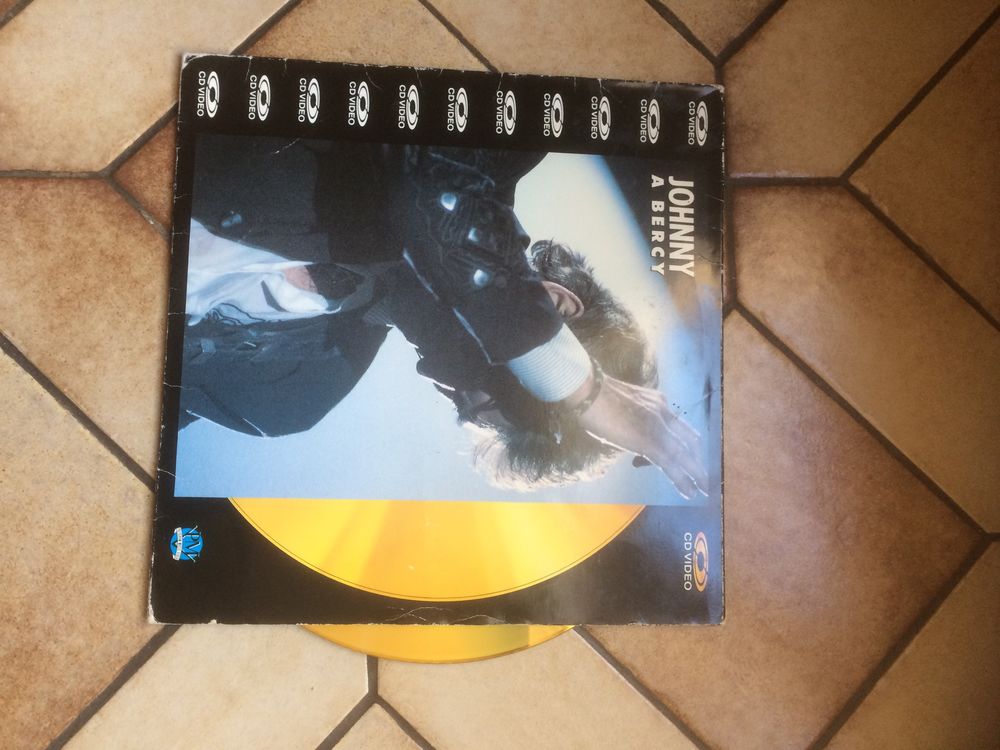 CD video Johnny Hallyday CD et vinyles