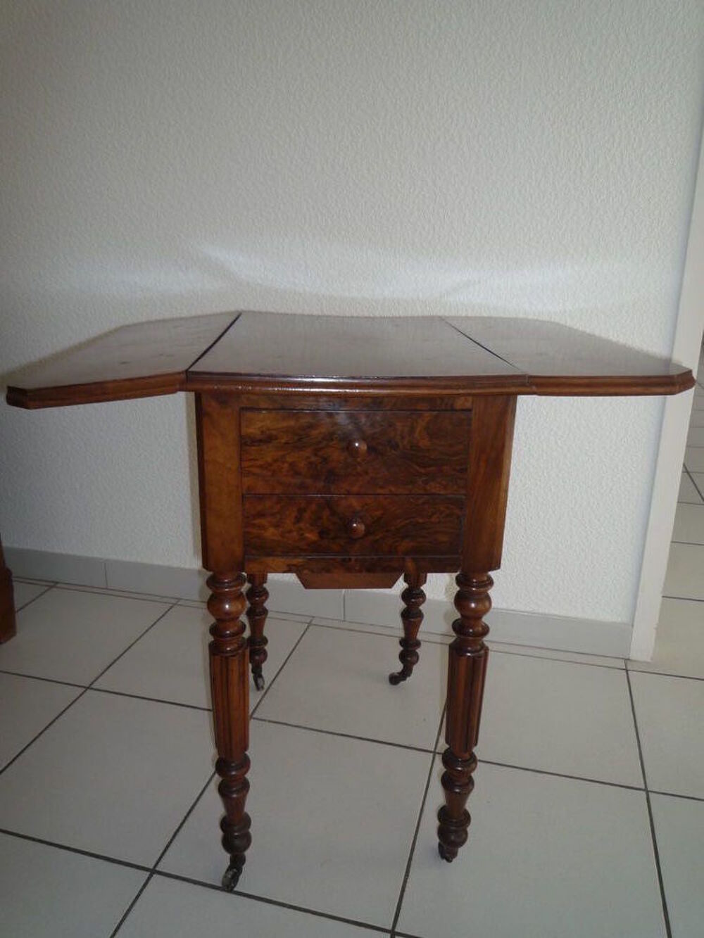 Meuble ANTIQUAIRE en NOYER Meubles