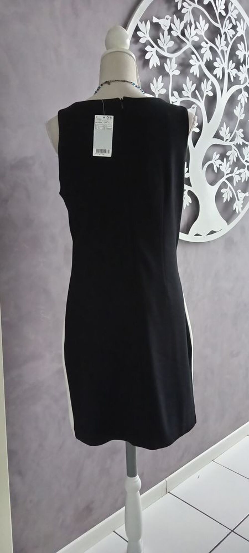Robe neuve Mango Vêtements