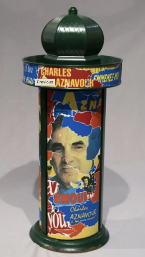 Colonne Morris Charles Aznavour numrote
89 Nice (06)