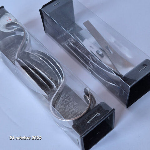 Lot de 6 Cuillères roulées à dégustation et 6 Cuillères à cr 10 Saumur (49)