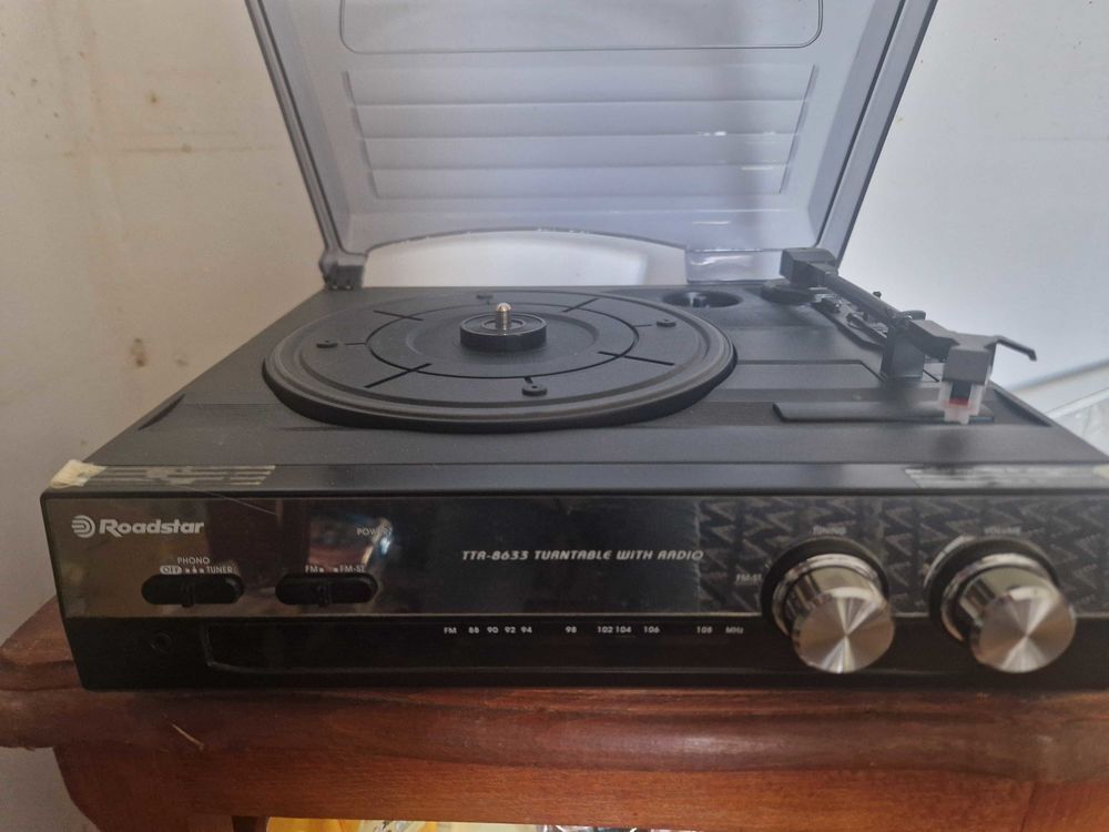tourne disque/ radio Audio et hifi