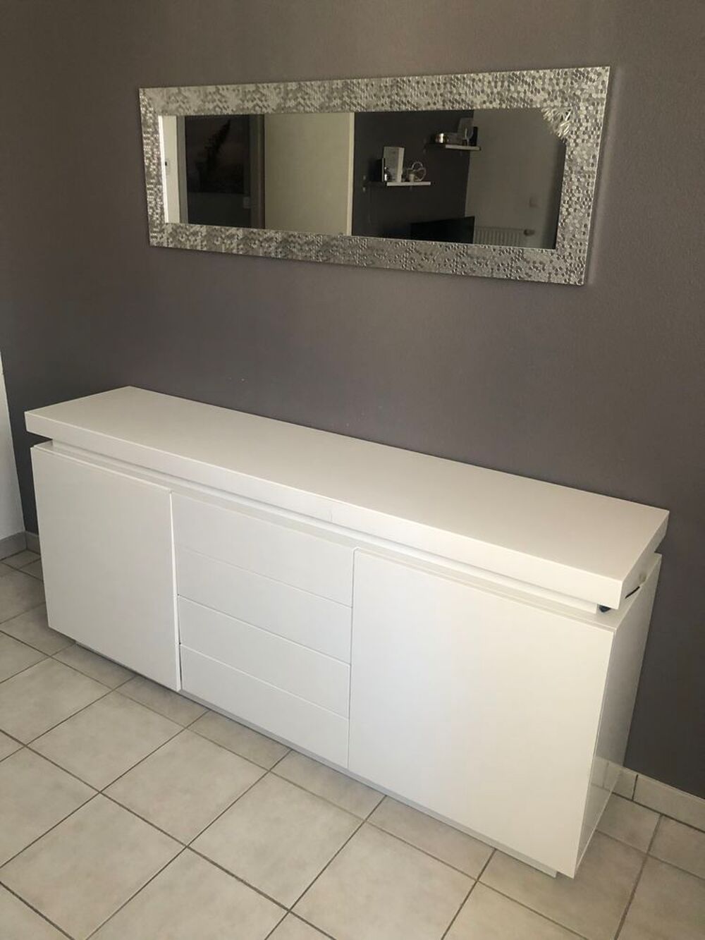 Enfilade blanc laqu&eacute; Meubles