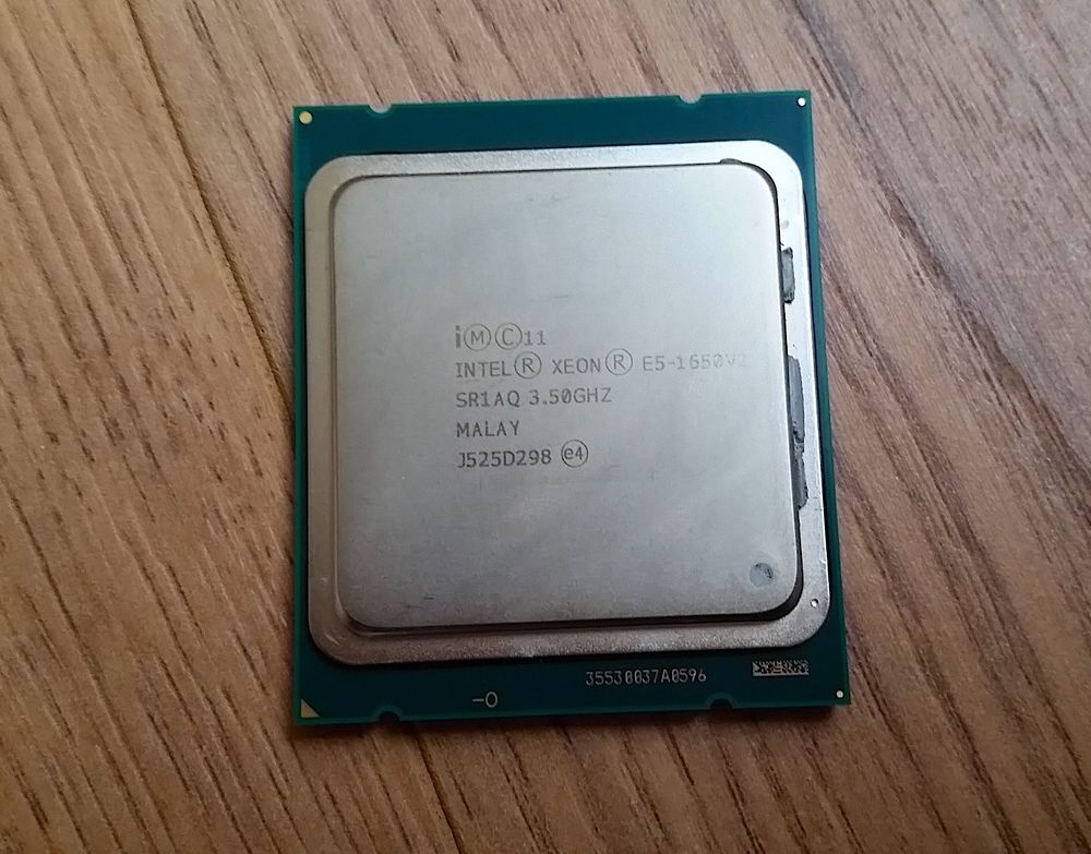Processeur Intel Xeon E5-1650 v2 Matériel informatique
