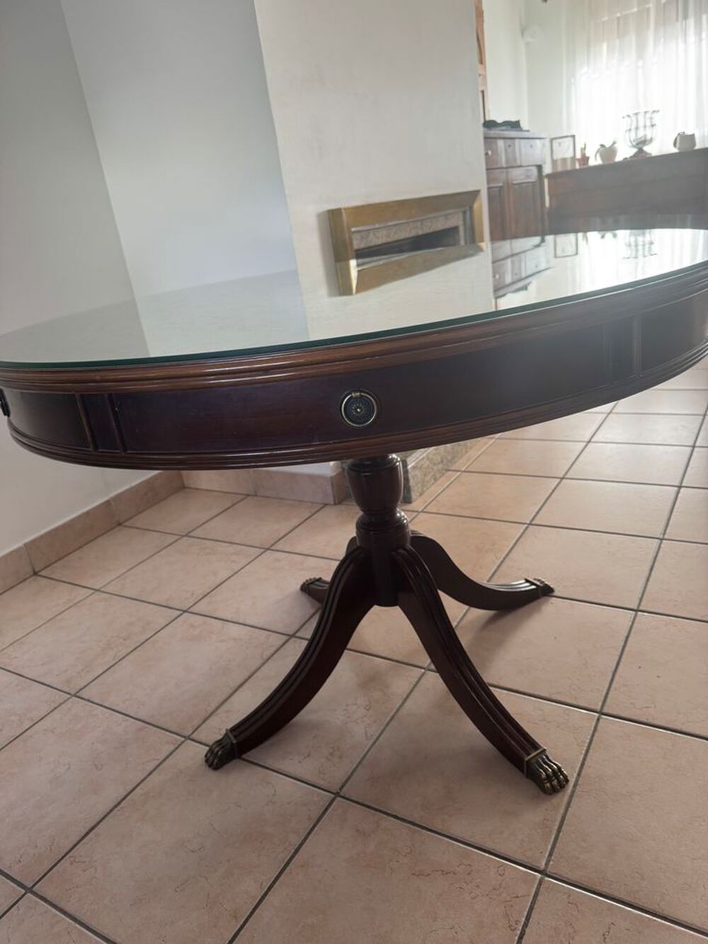 TABLE STYLE ANGLAISE Meubles