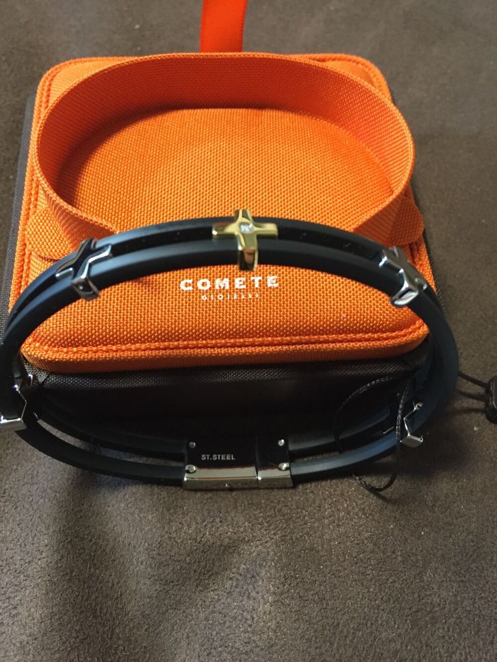 bracelet marque com&egrave;te UBR 316 Bijoux et montres