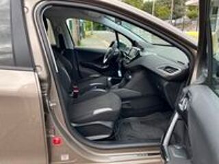 208 1.2 VTI / 82CV 2015 occasion 42700 Firminy