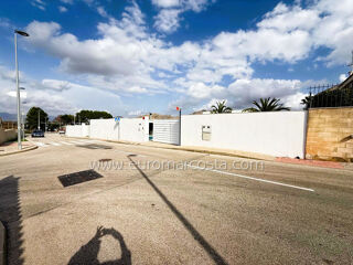  Villa � vendre 3 pi�ces 150 m� Orihuela