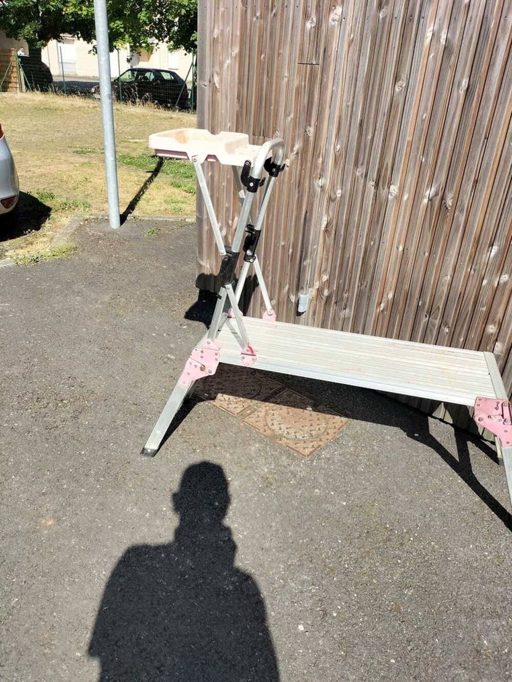 Petit banc m&eacute;tallique. Bricolage