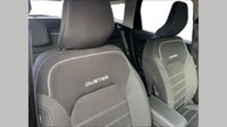Duster Blue dCi 115 4x2 Journey 2023 occasion 91150 &Eacute;tampes