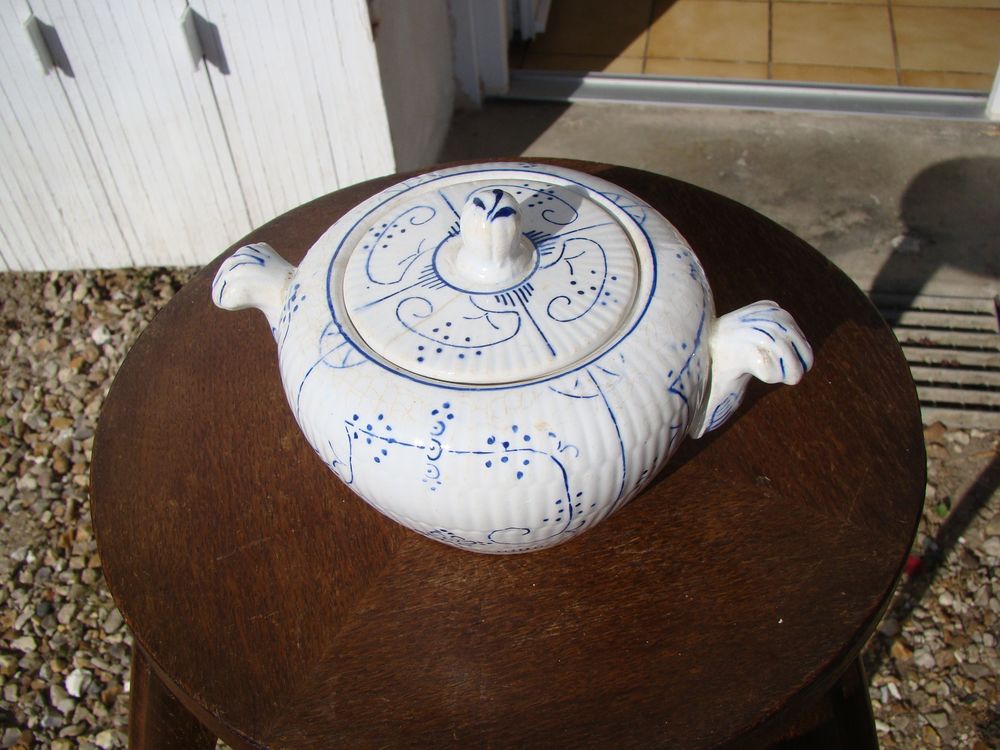 Ancien sucrier Boch Fr&egrave;res La Louvi&egrave;r - ann&eacute;es 1920 Décoration