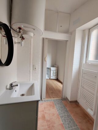  Appartement à louer 1 pièce 25 m²