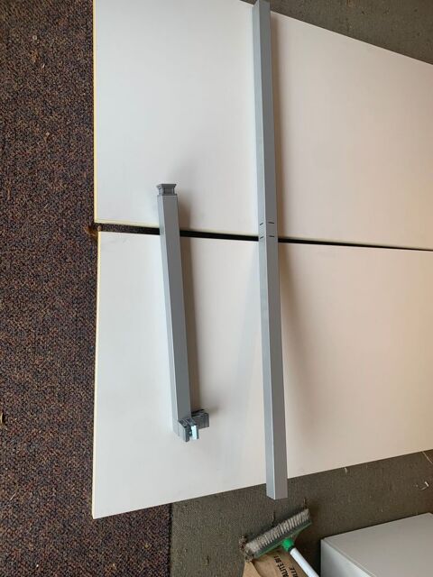 2 Tables de conf�rence 110 Veigy-Foncenex (74)