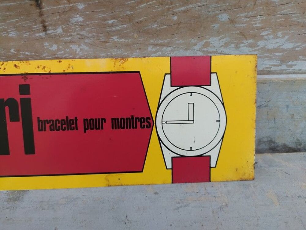 Ancienne Plaque T&ocirc;le Publicitaire Capri Bracelet Montres 