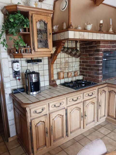 CUISINE RUSTIQUE ARTISANALE 800 Vincent (39)